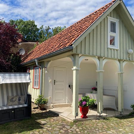 Kleines Haus Am Hafen - Ruhig Und Gruen Am Ortsrand Vila Prerow Exterior foto