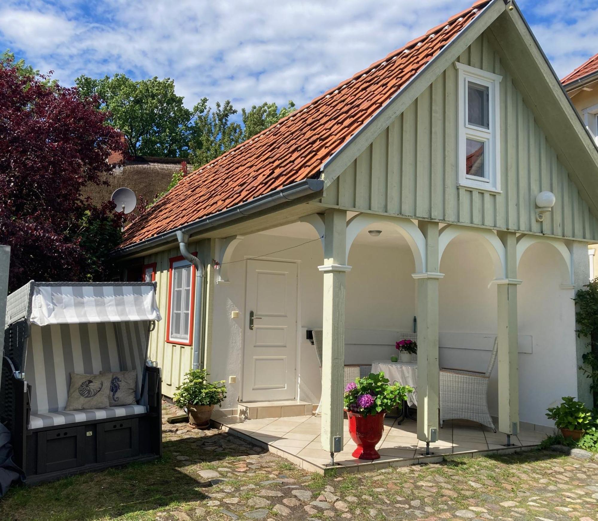 Kleines Haus Am Hafen - Ruhig Und Gruen Am Ortsrand Vila Prerow Exterior foto